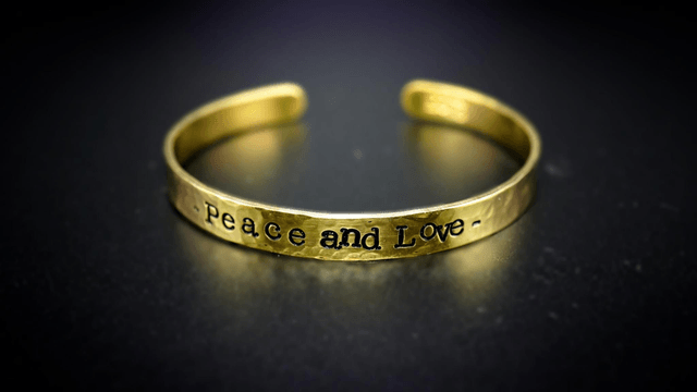 Peace and love 