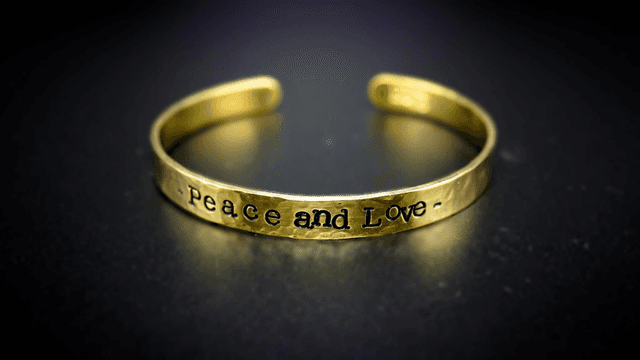 Peace and love 